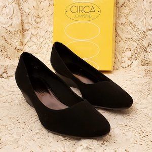 CIRCA JOAN & DAVID Size 8.5 W.  BLACK PATENT/FABRIC WEDGE HEEL
